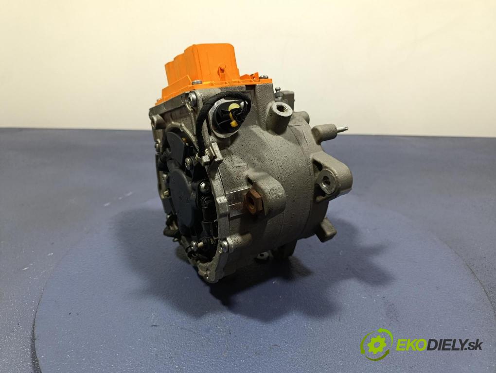 Peugeot 3008 2013 Alternator 9676536980