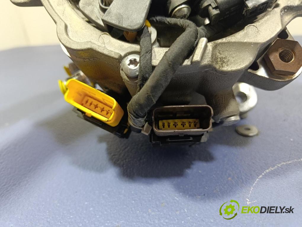 Peugeot 3008 2013 Alternator 9676536980