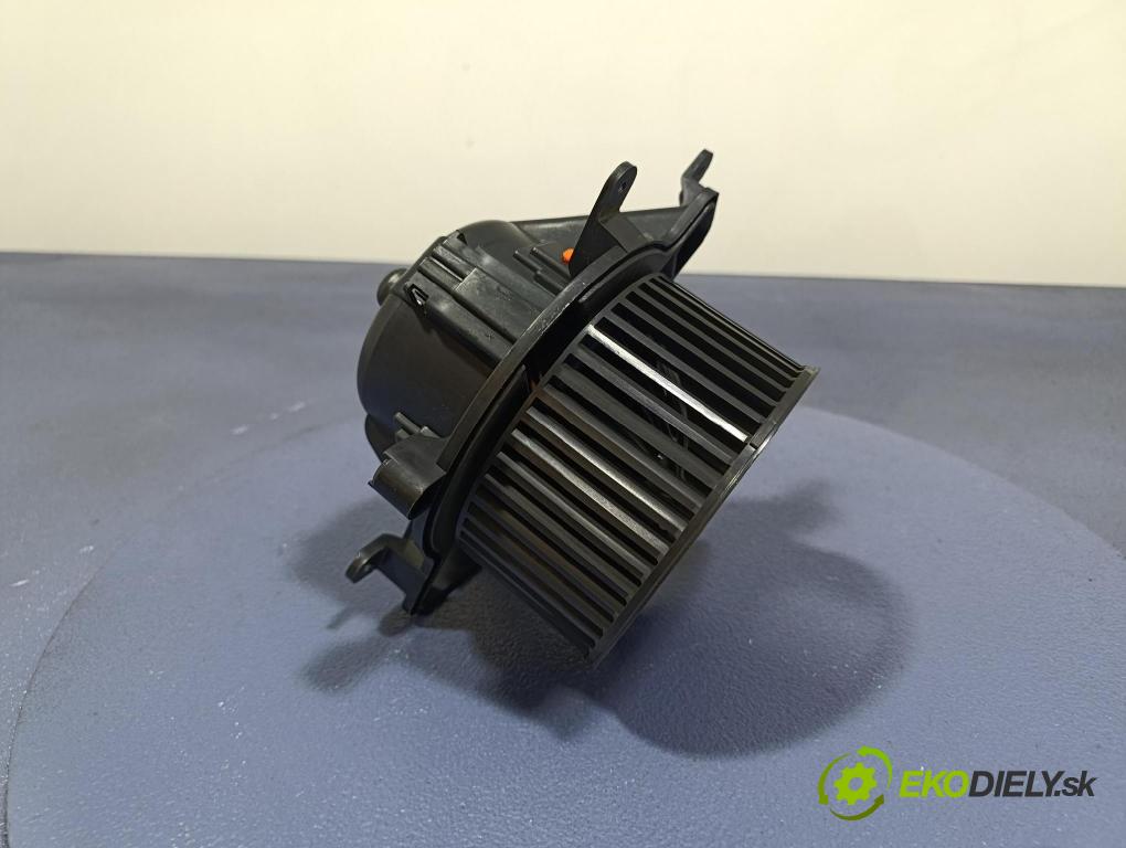 Peugeot 3008 2013 ventilátor Vzduch: T3953002
