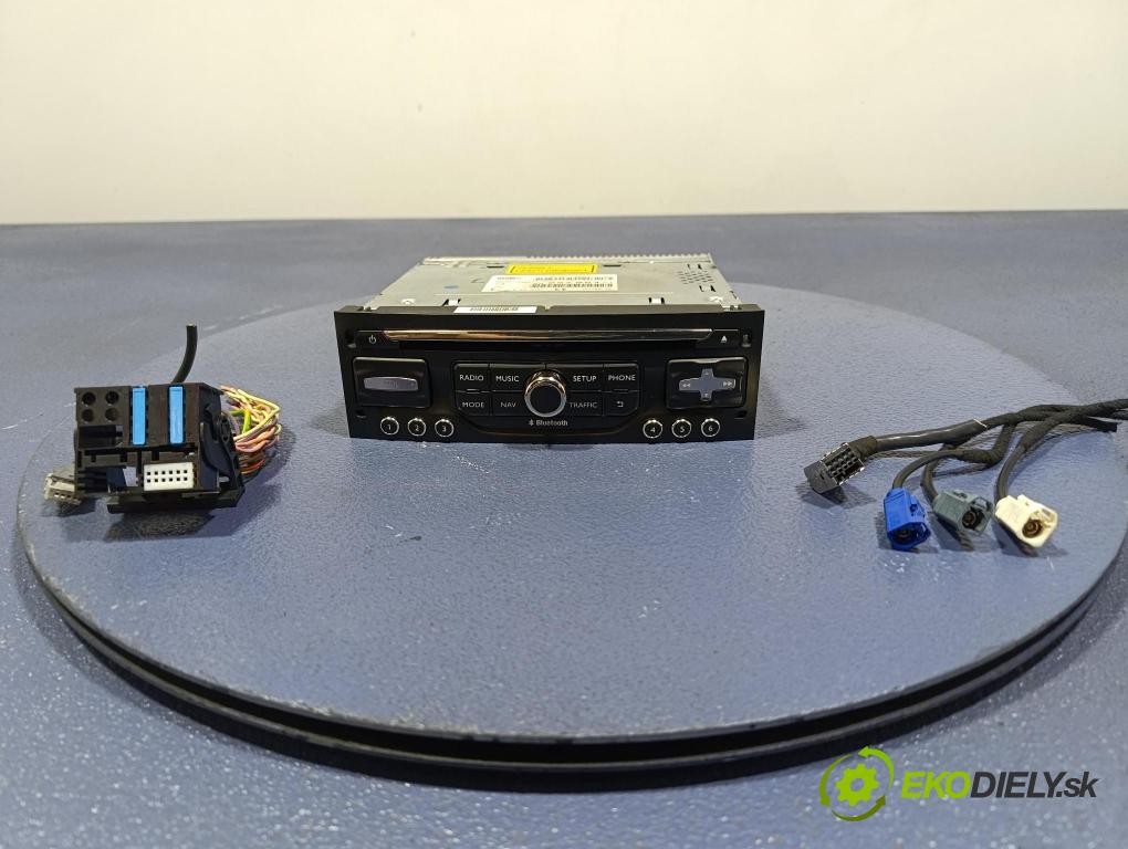 Peugeot 3008 2013 Radio I Navigace: 98067084XT