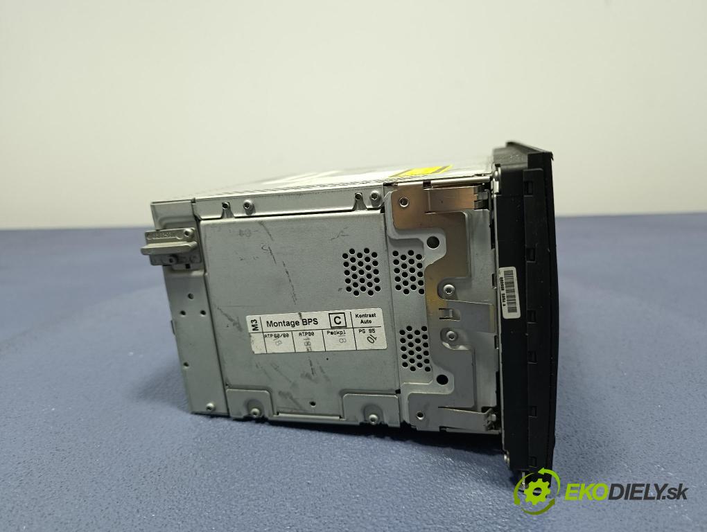 Audi A4 2006 Radio I Navigace: 8E0035192G