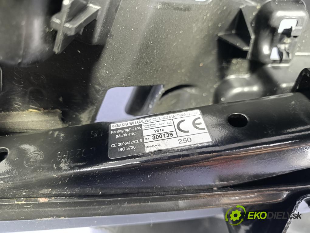 Fiat Ducato 2017 Kulisa radenia 1365078080
