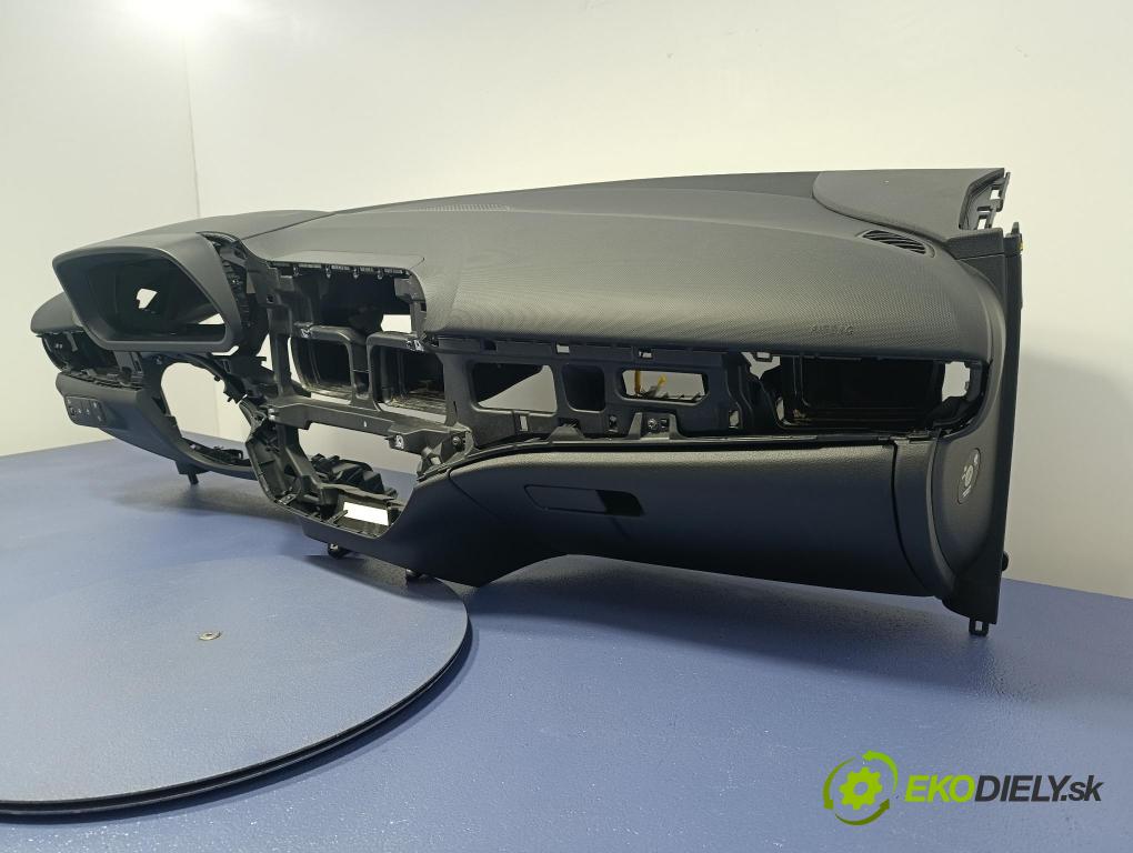 Hyundai I20 2022 kokpit,přistrojova deska