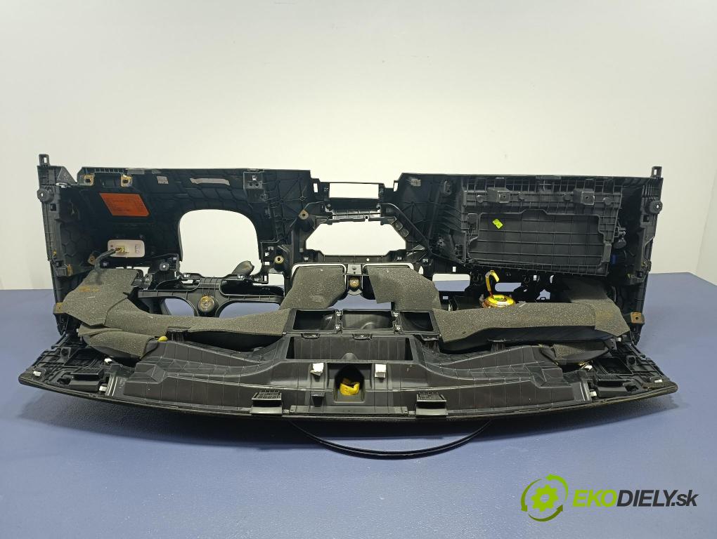 Hyundai I20 2022 kokpit,přistrojova deska