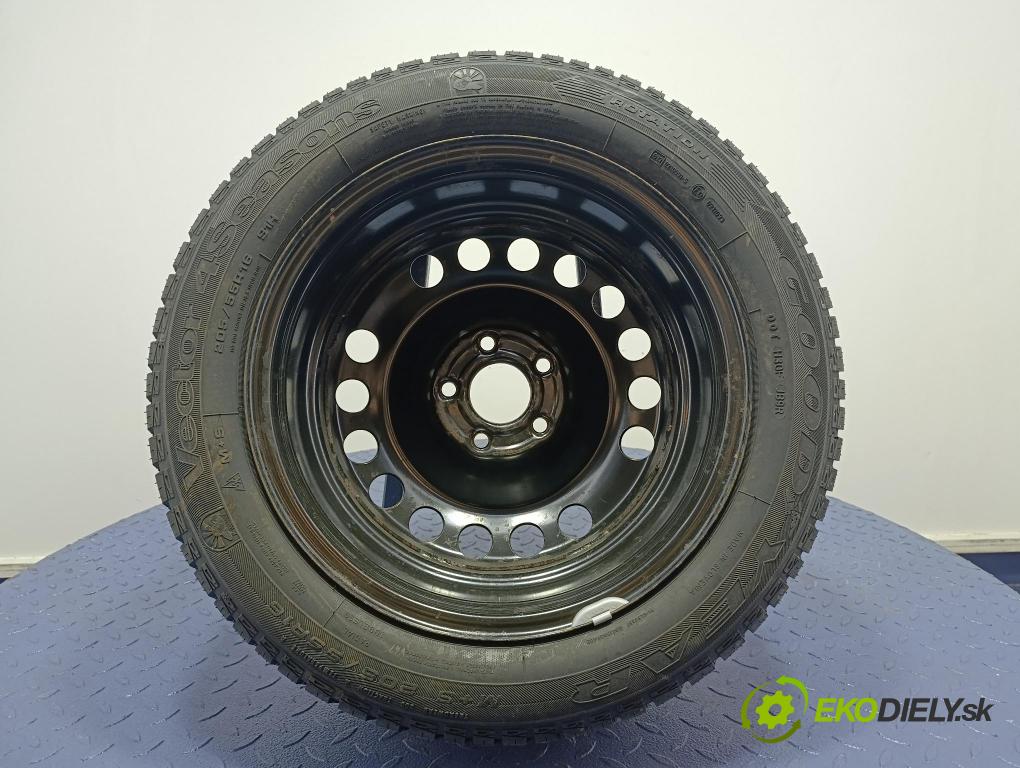 Opel Astra 2010 kolo Přístupné