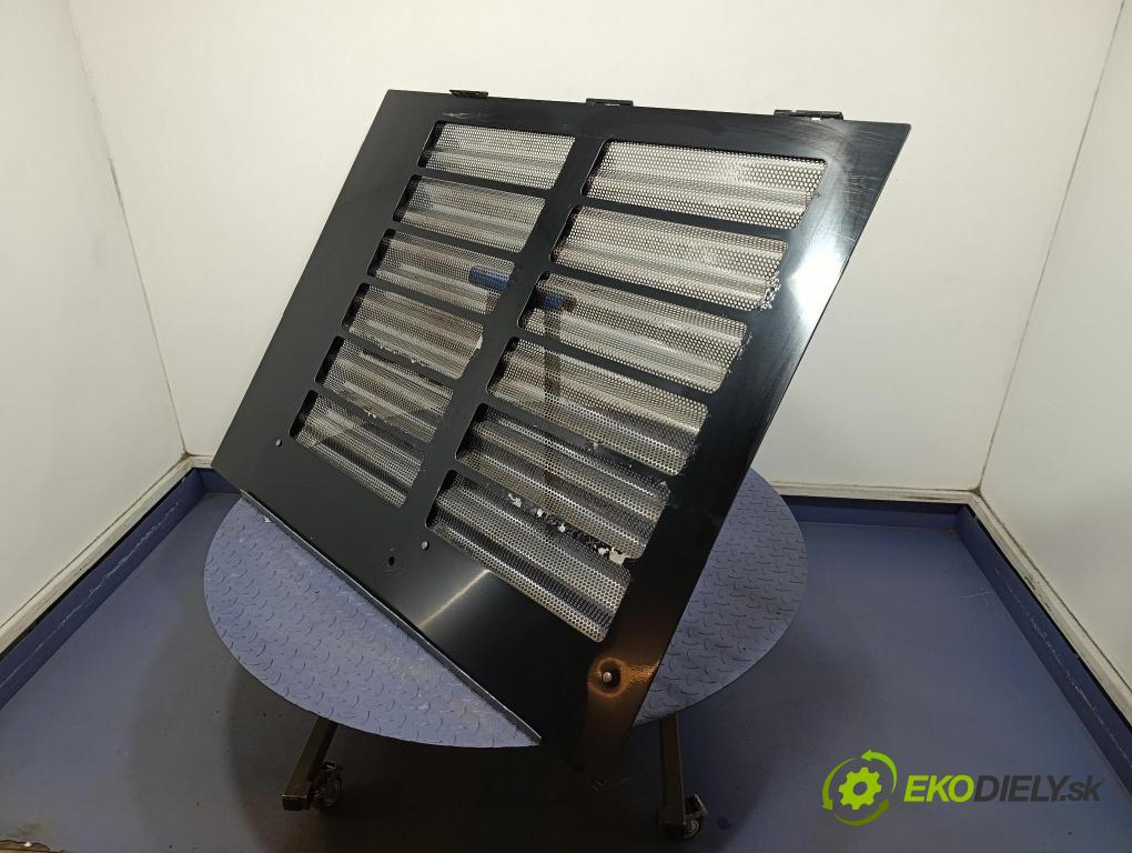 Solaris Urbino 12 2010 zadní dveře kufra: kufr