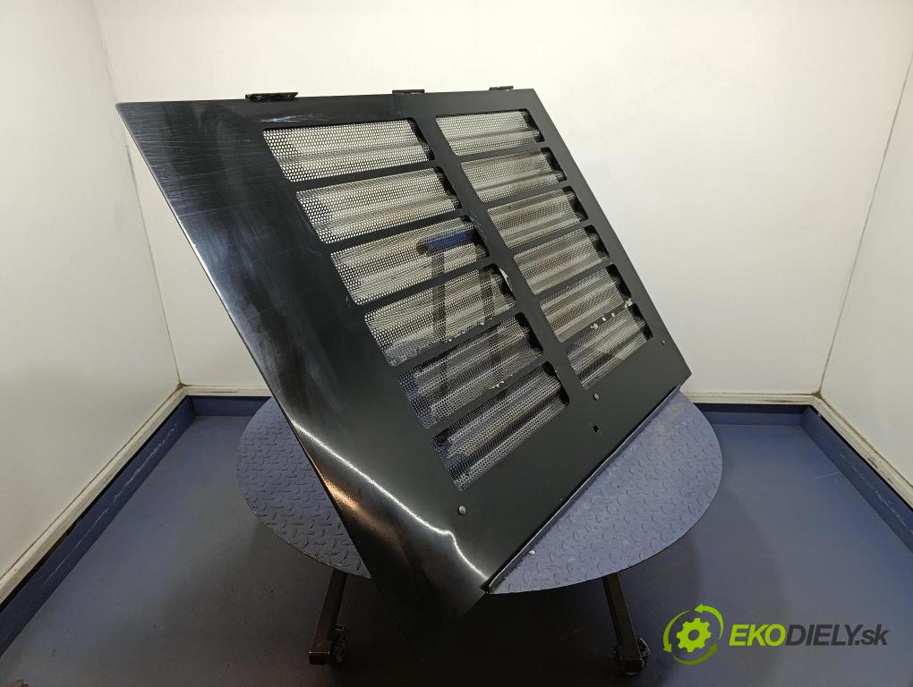 Solaris Urbino 12 2010 zadní dveře kufra: kufr
