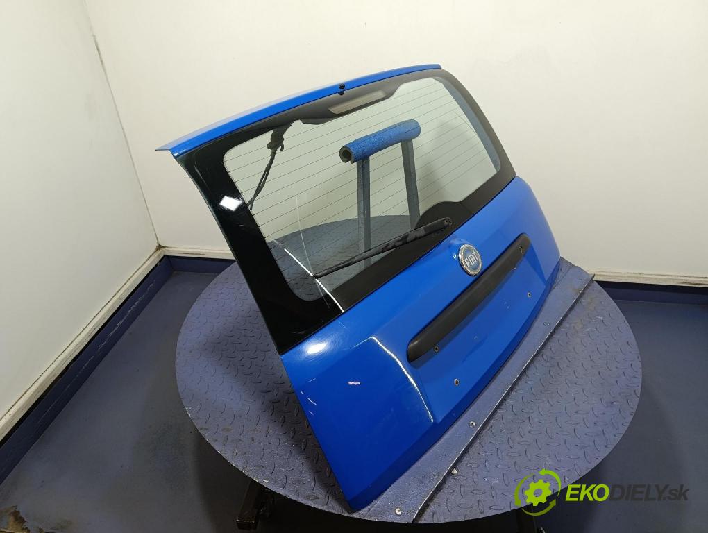 Fiat Panda 2006 zadní dveře kufra: kufr