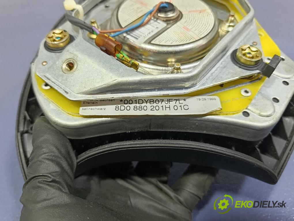 Audi A4 1999 volant 4B0419091BD