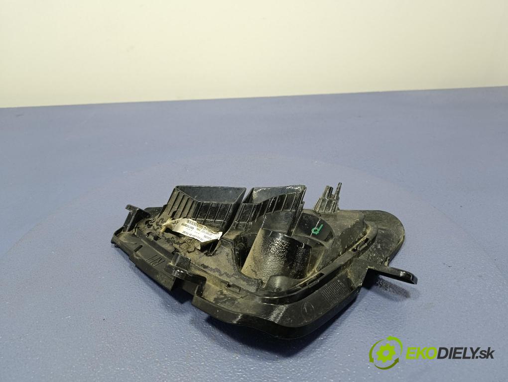 Hyundai I20 2022 blatnik Zad: v pravo: 86562-Q0000