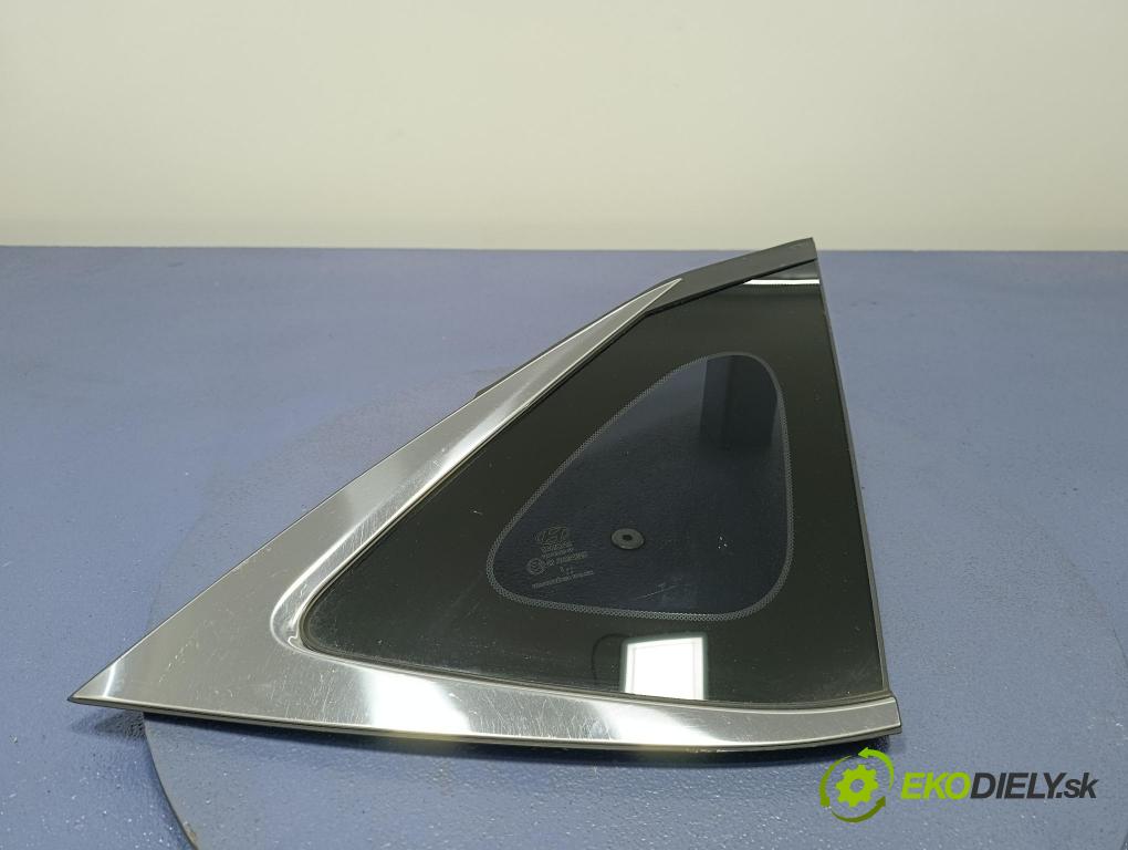Hyundai I20 2022 sklo Karosérie: Zad: 87820-Q0110