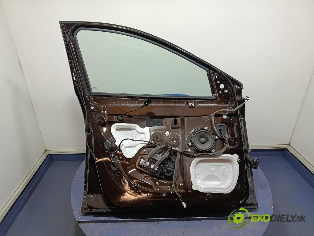 Renault Megane 2014 dvere Predné Vľavo: 