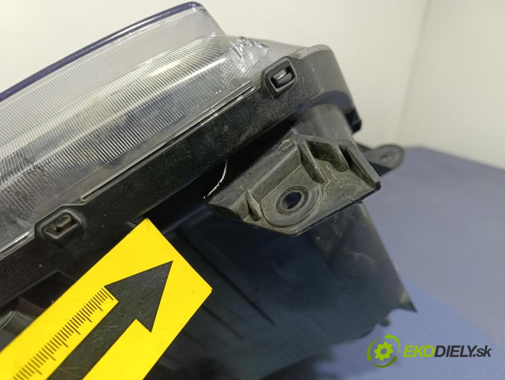 Hyundai Tucson 0 světlo v pravo: 792112020