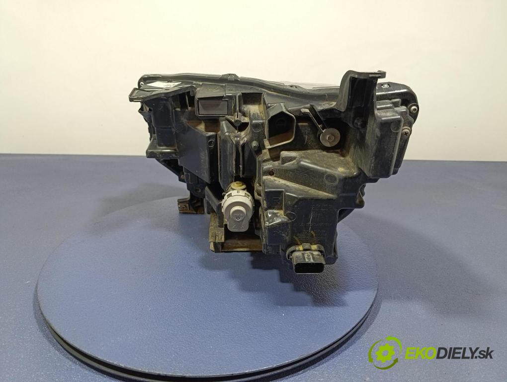 Vw Amarok 0 světlo v pravo: N1XB13E016AG