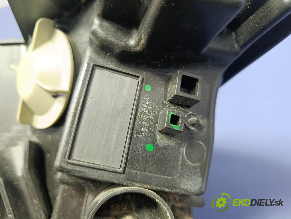 Mg Mg4 0 světlo v pravo: 11622344