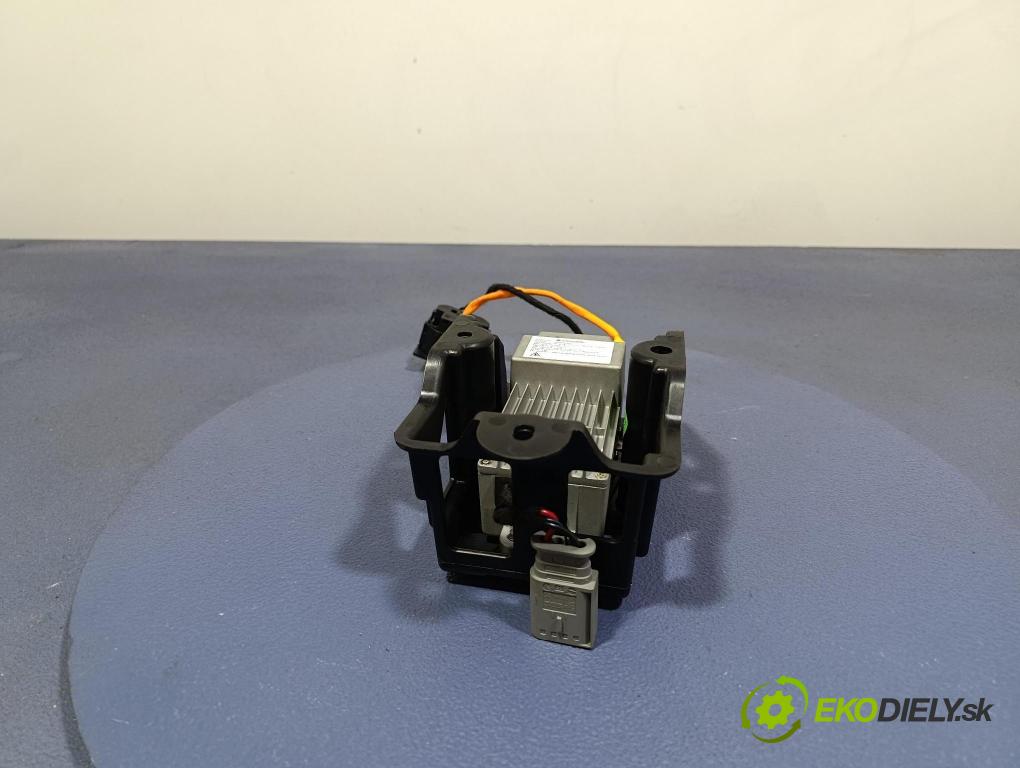 Citroen C4 2013 instalace Elektrický: 9688692880