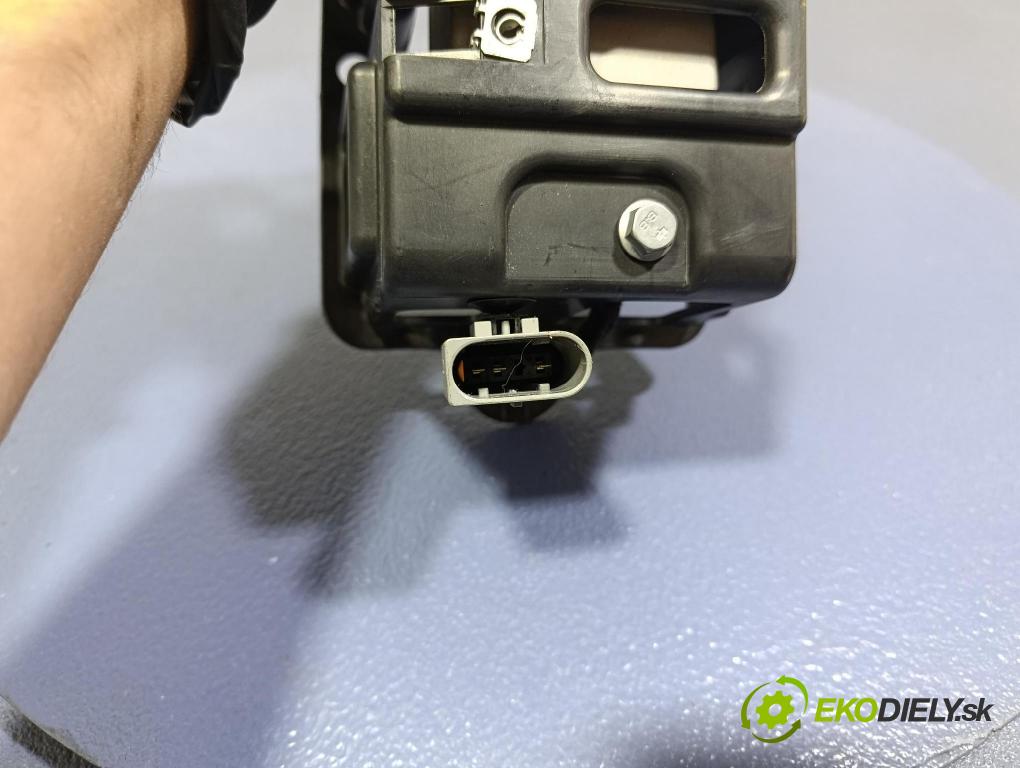 Citroen C4 2013 instalace Elektrický: 9688692880