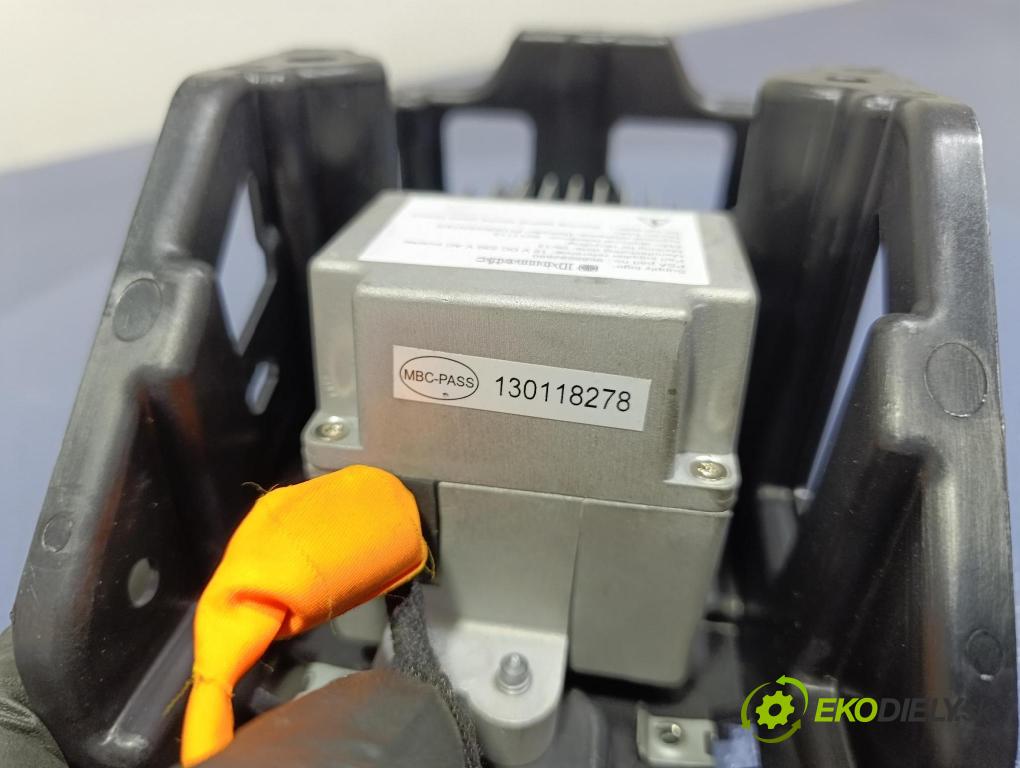 Citroen C4 2013 instalace Elektrický: 9688692880
