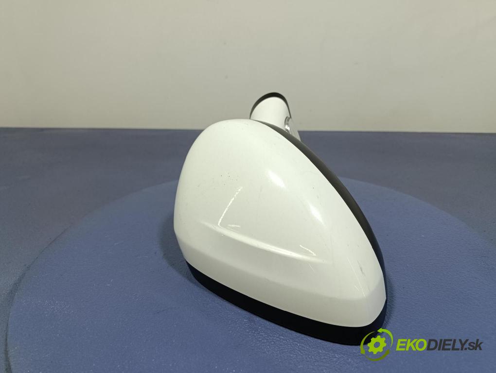Citroen C4 2013 zpětné zrcátko prave