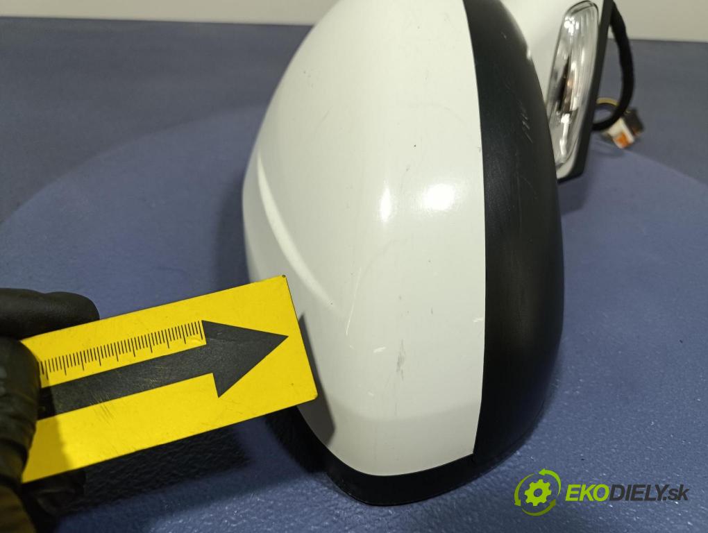 Citroen C4 2013 zpětné zrcátko prave 