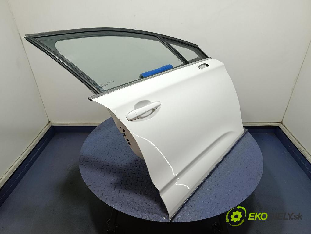 Citroen C4 2013 dveře před prave