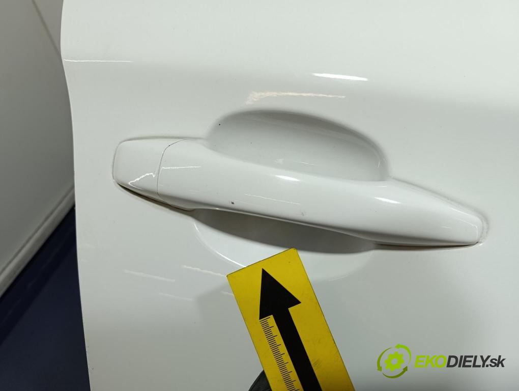 Citroen C4 2013 dveře před prave