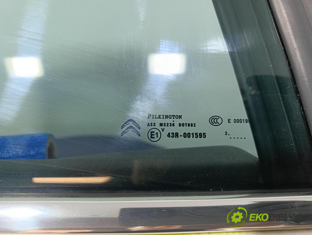 Citroen C4 2013 dveře Zad: prave