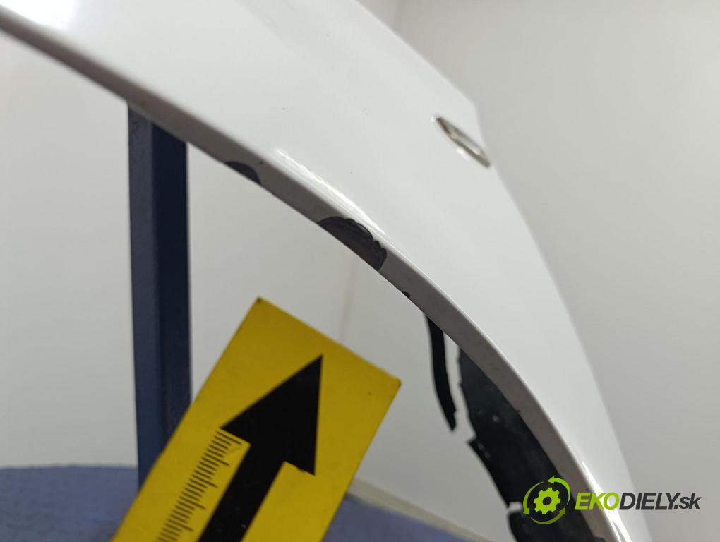 Citroen C4 2013 blatnik před Levý: