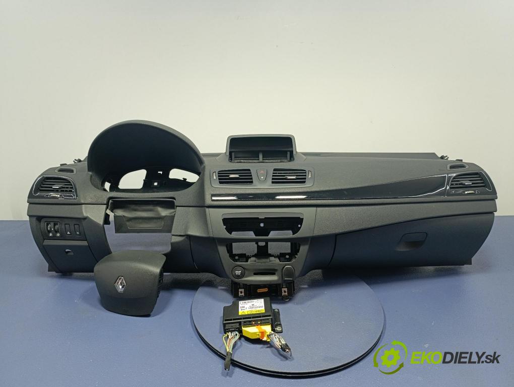 Renault Megane 2014 kokpit,přistrojova deska 681008137R