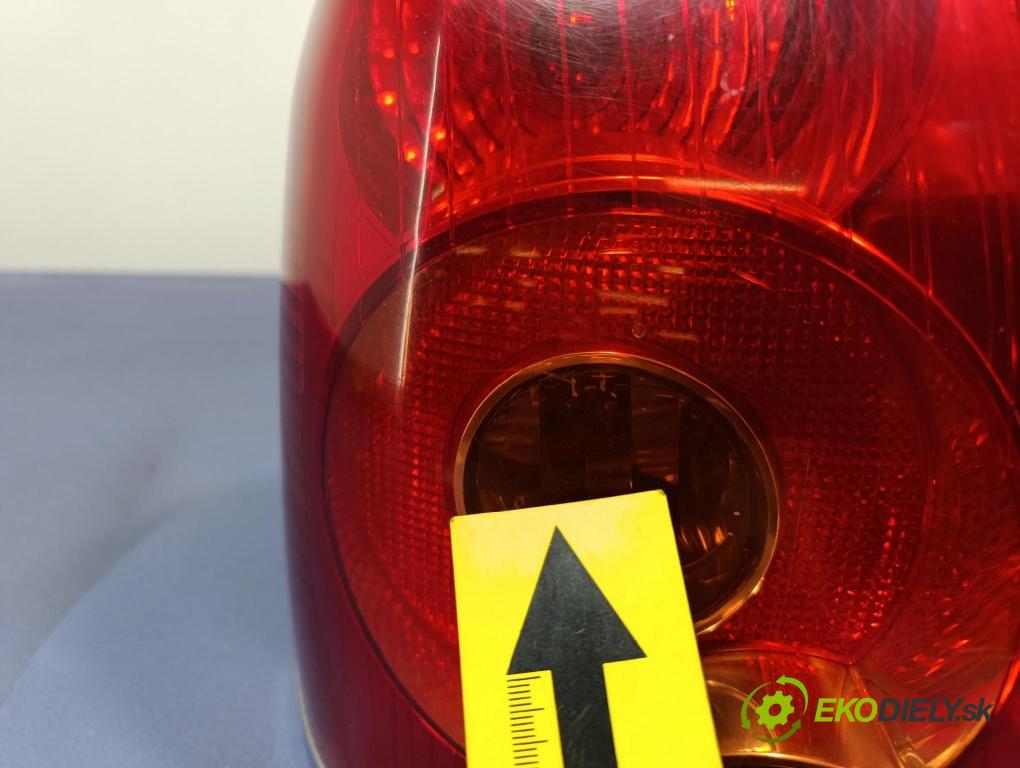 Toyota Avensis 2003 světlo Zad: levá Mimo: KOITO 05-50