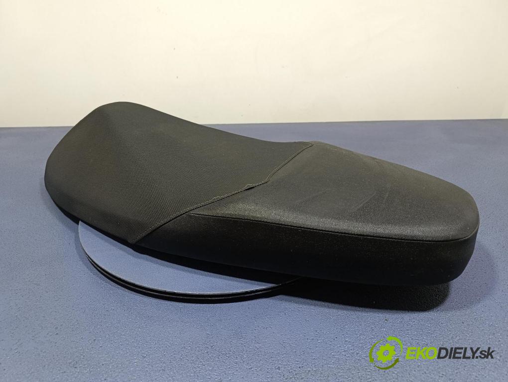 Kymco Agility 2025 Sedadlo Řidiči 77200-AKC6-E000