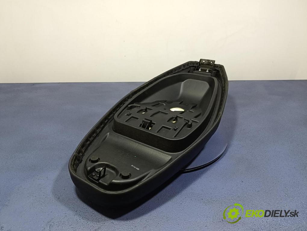 Kymco Agility 2025 Sedadlo Řidiči 77200-AKC6-E000
