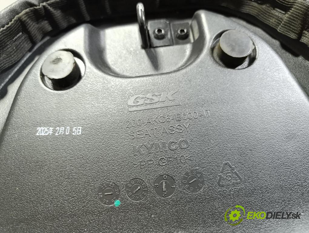 Kymco Agility 2025 Sedadlo Řidiči 77200-AKC6-E000