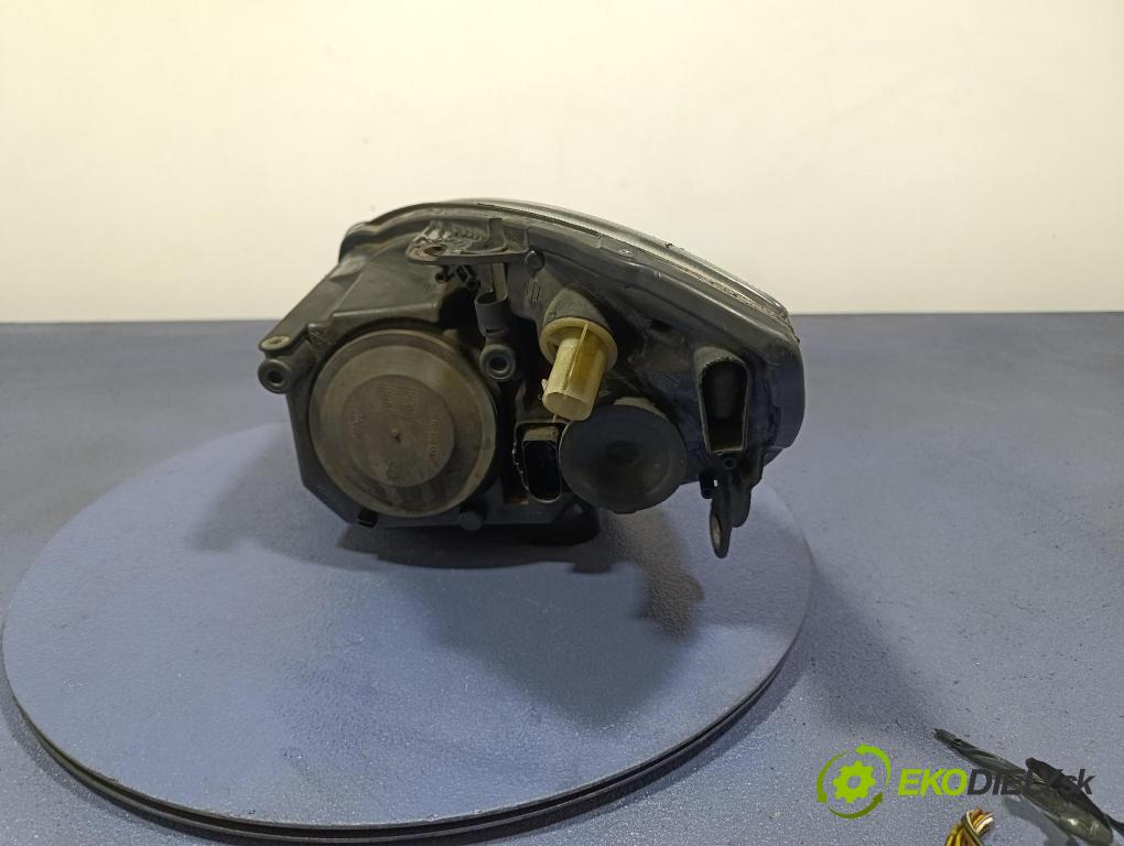 Skoda Fabia 2009 světlo v pravo: 247832-00