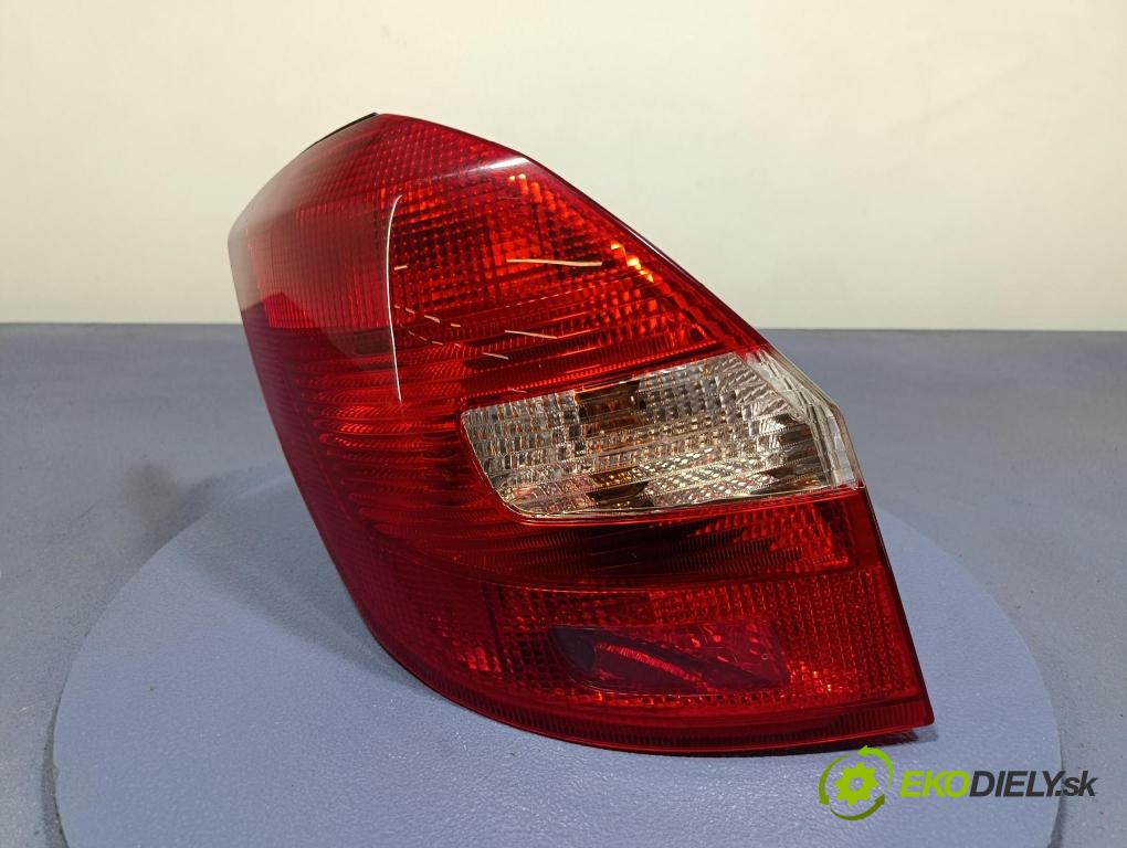 Skoda Fabia 2009 svetlo / reflektor zad ľavá Vonkajsia: 5J6945095