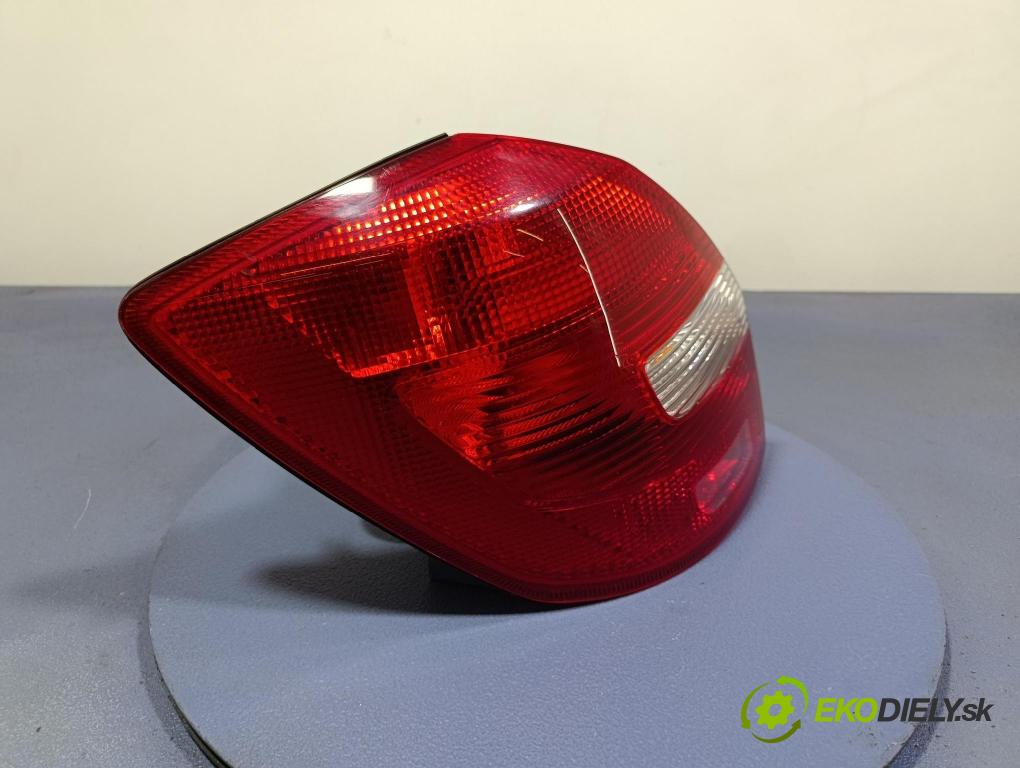 Skoda Fabia 2009 svetlo / reflektor zad ľavá Vonkajsia: 5J6945095