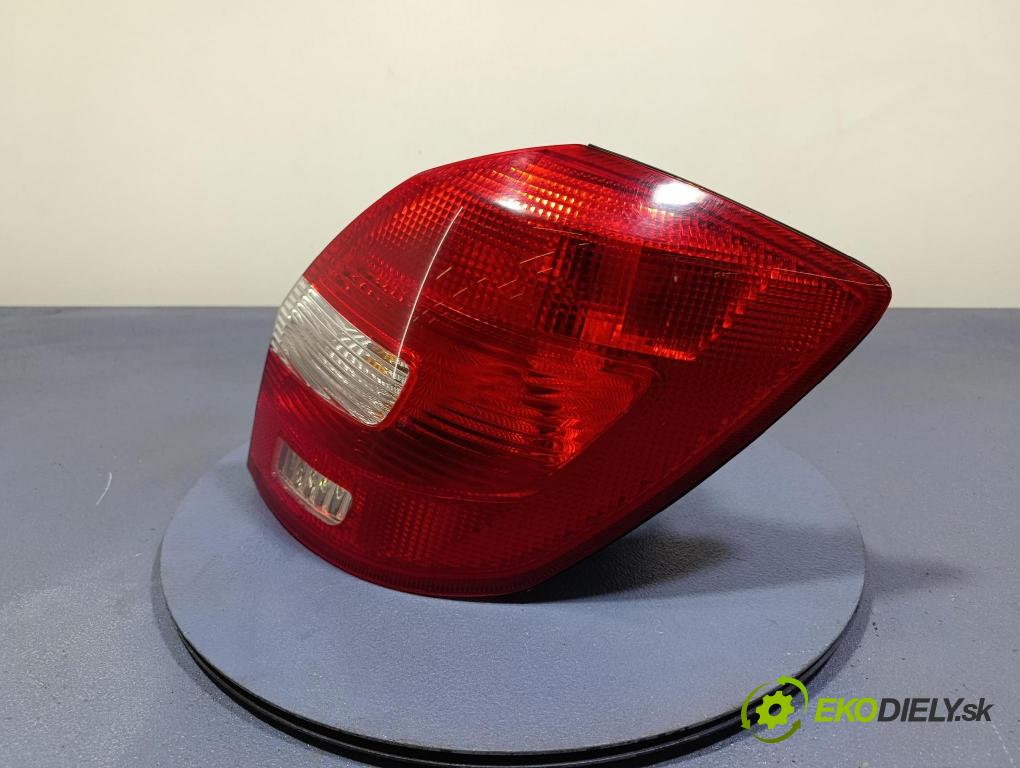 Skoda Fabia 2009 svetlo / reflektor zad Prava: Vonkajsia: 5J6945096