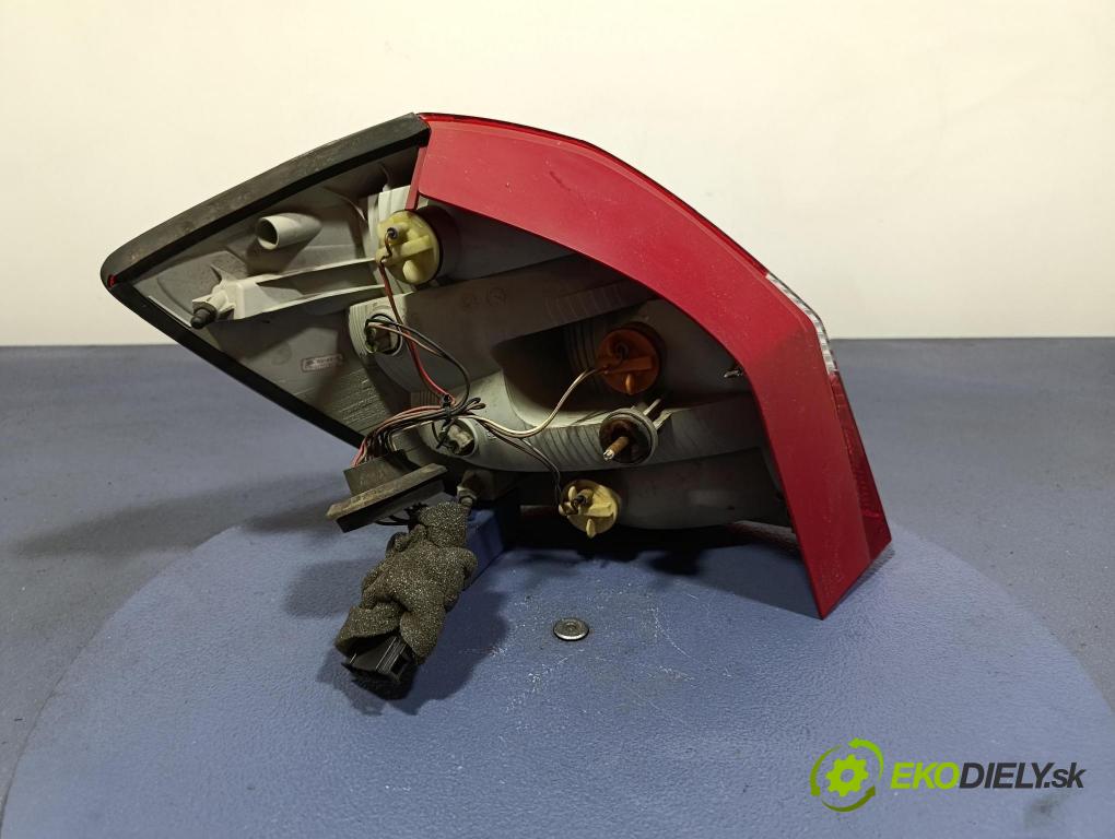Skoda Fabia 2009 svetlo / reflektor zad Prava: Vonkajsia: 5J6945096