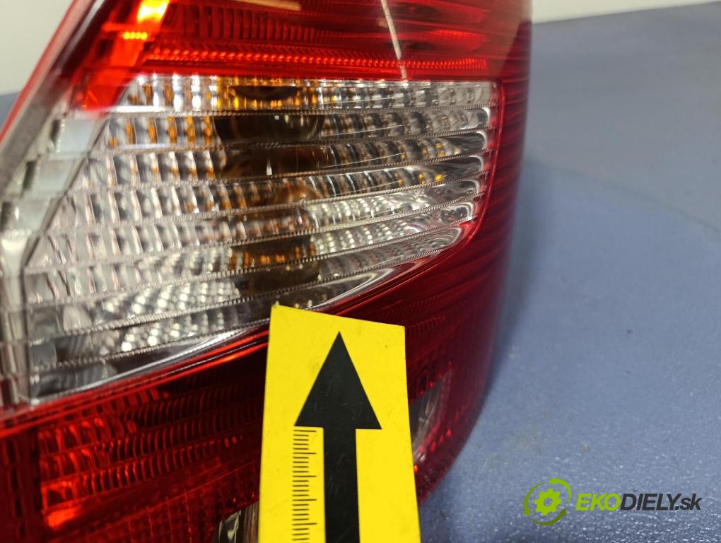 Skoda Fabia 2009 svetlo / reflektor zad Prava: Vonkajsia: 5J6945096