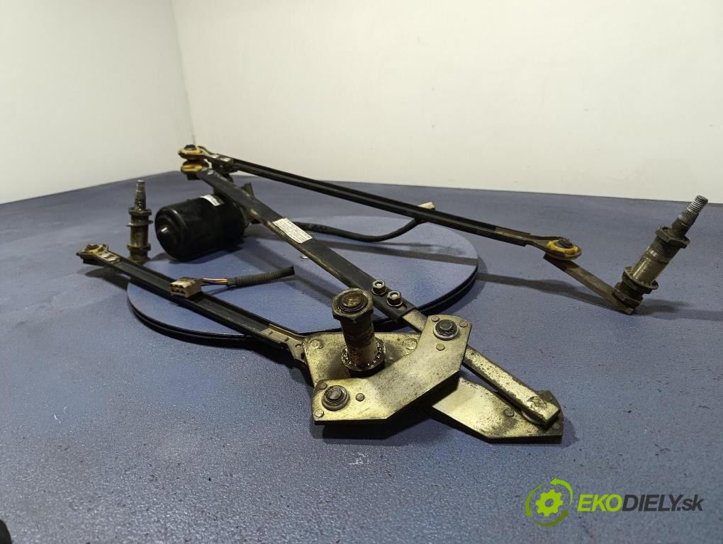 Maz 206 2008 mechanismus motorek Stěrače: před A12-100.1
