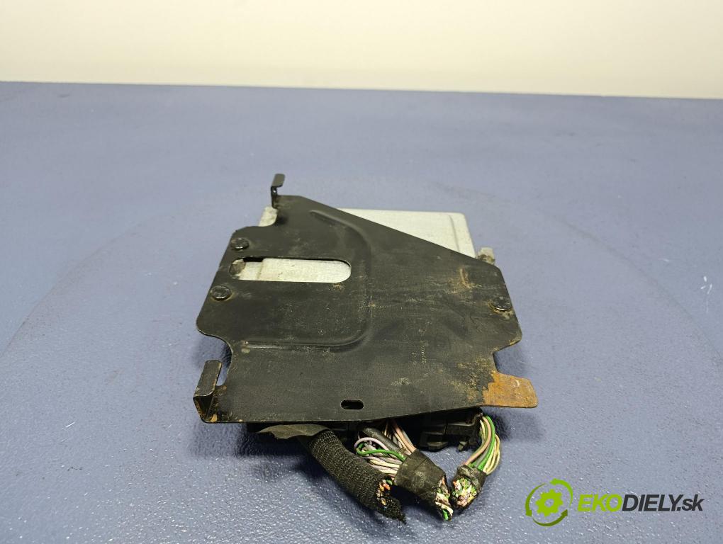 Renault Megane 2014 riadiaca jednotka Motor: 237103243R
