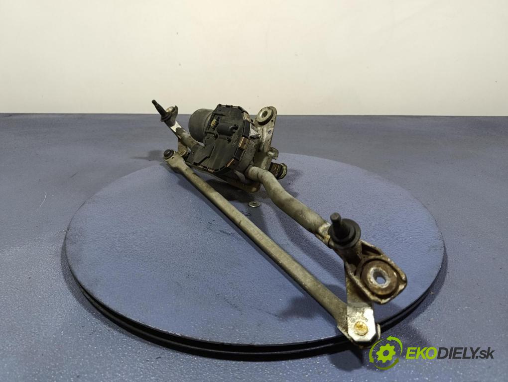 Audi A6 2005 mechanismus motorek Stěrače: před 4F1955023H