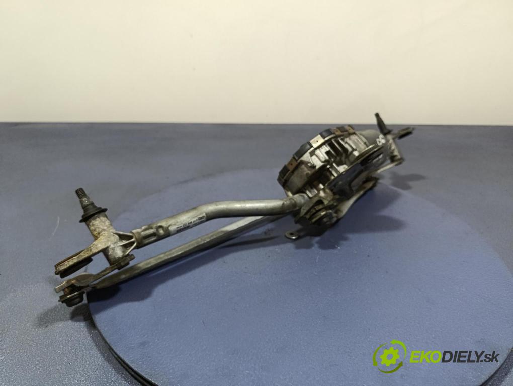 Audi A6 2005 mechanismus motorek Stěrače: před 4F1955023H