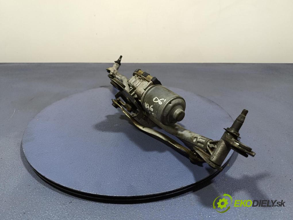 Audi A6 2005 mechanismus motorek Stěrače: před 4F1955023H