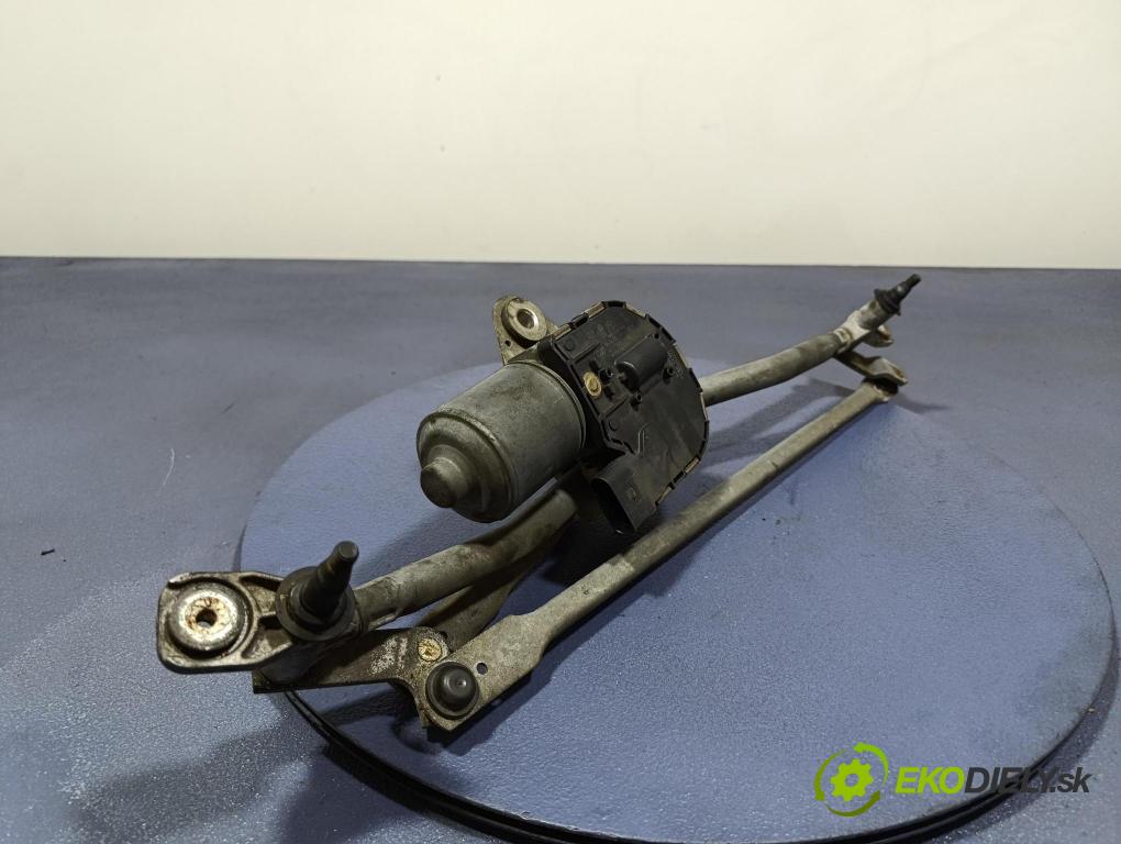 Audi A6 2005 mechanismus motorek Stěrače: před 4F1955023H