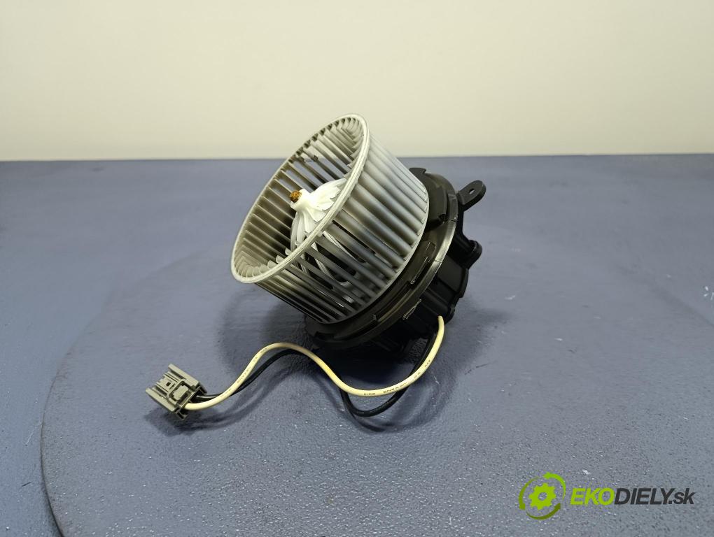 Opel Astra 2015 ventilátor Vzduch: 25020140