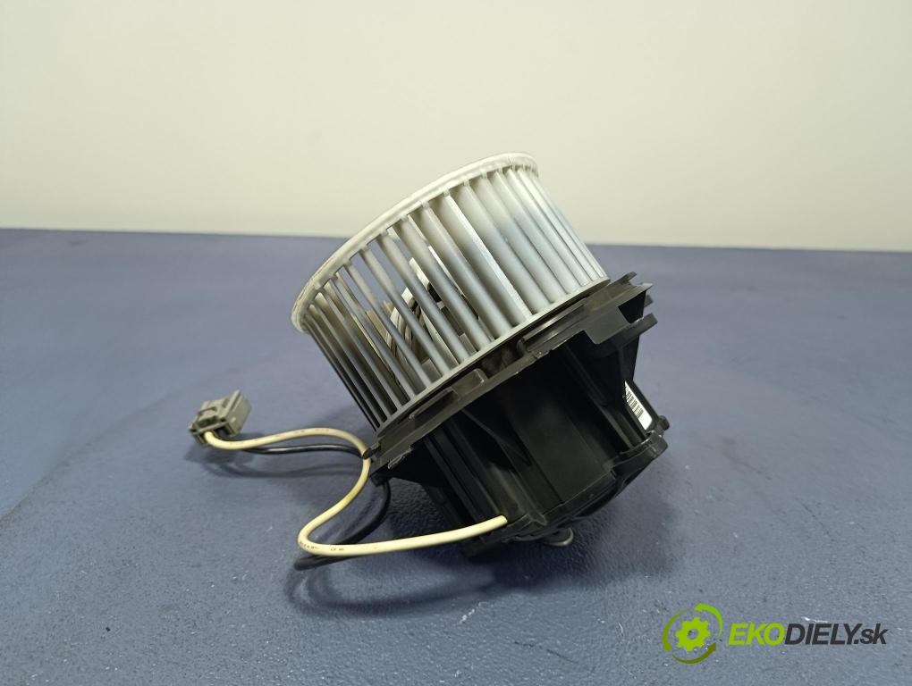 Opel Astra 2015 ventilátor Vzduch: 25020140