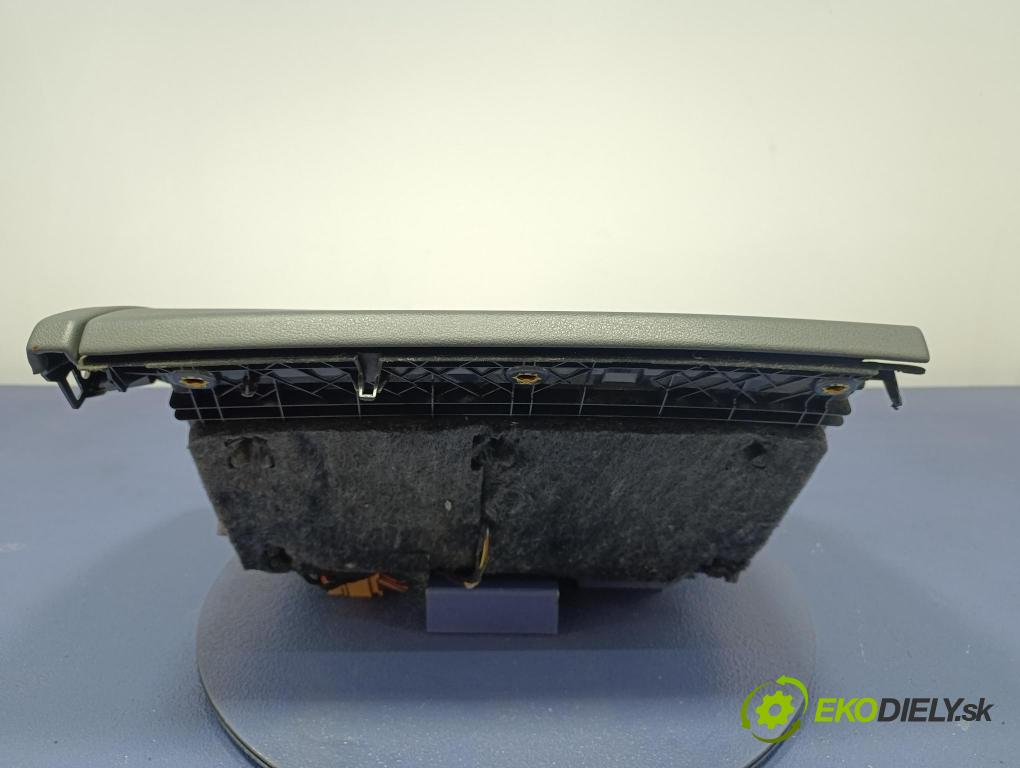 Audi A6 2014 kastlík 4G8857035A