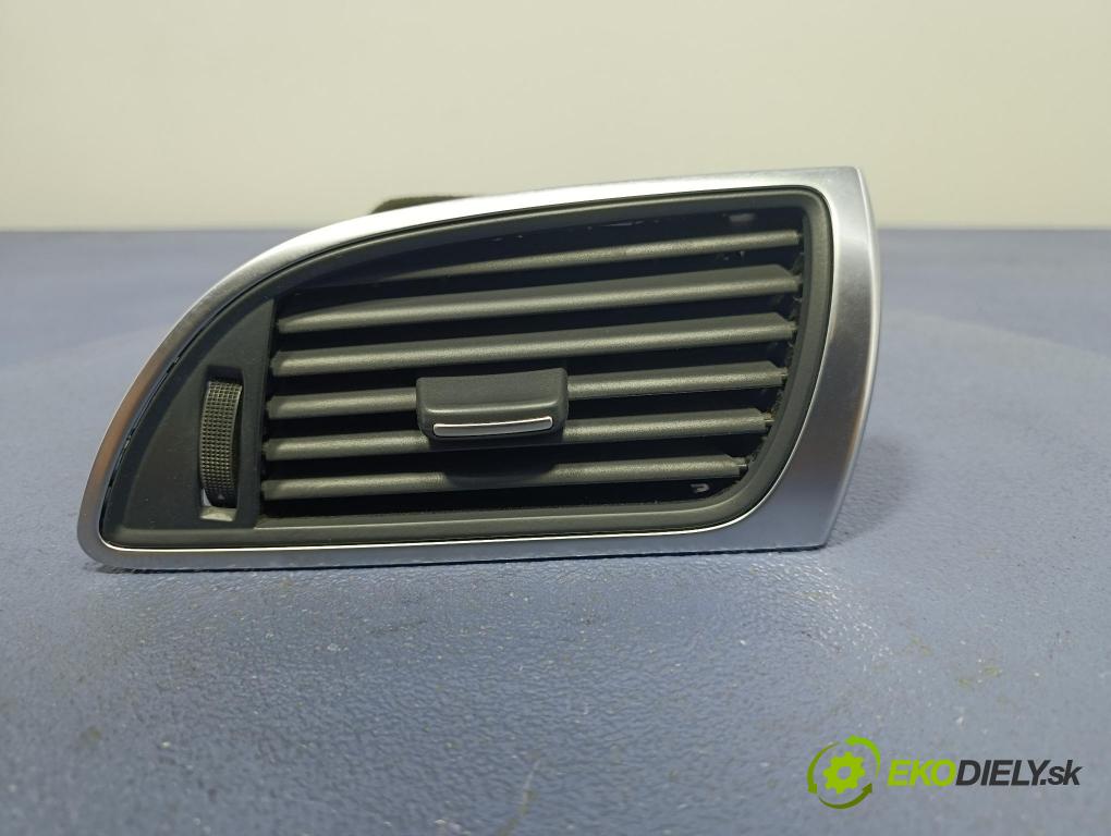Audi A6 2014 Mřížky Proud vzduchu Vzduch: 4G1820902