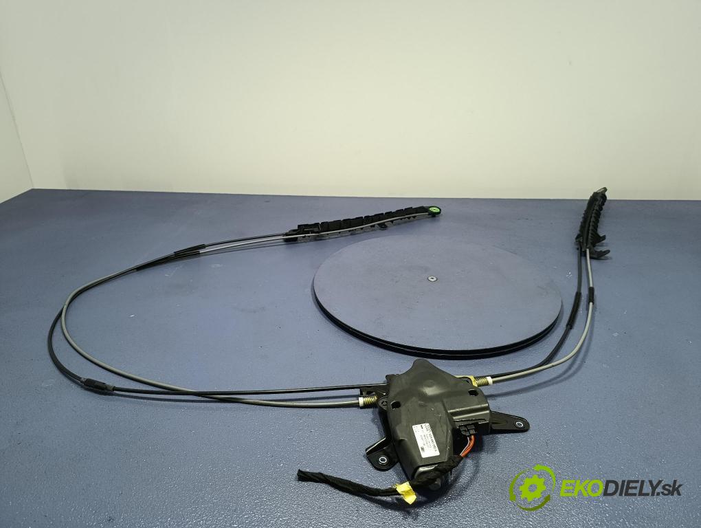 Audi A6 2014 roleta 4G9863560A